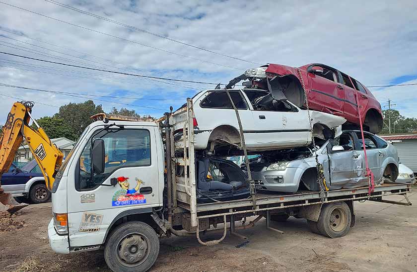 Car Removal Towing Truck